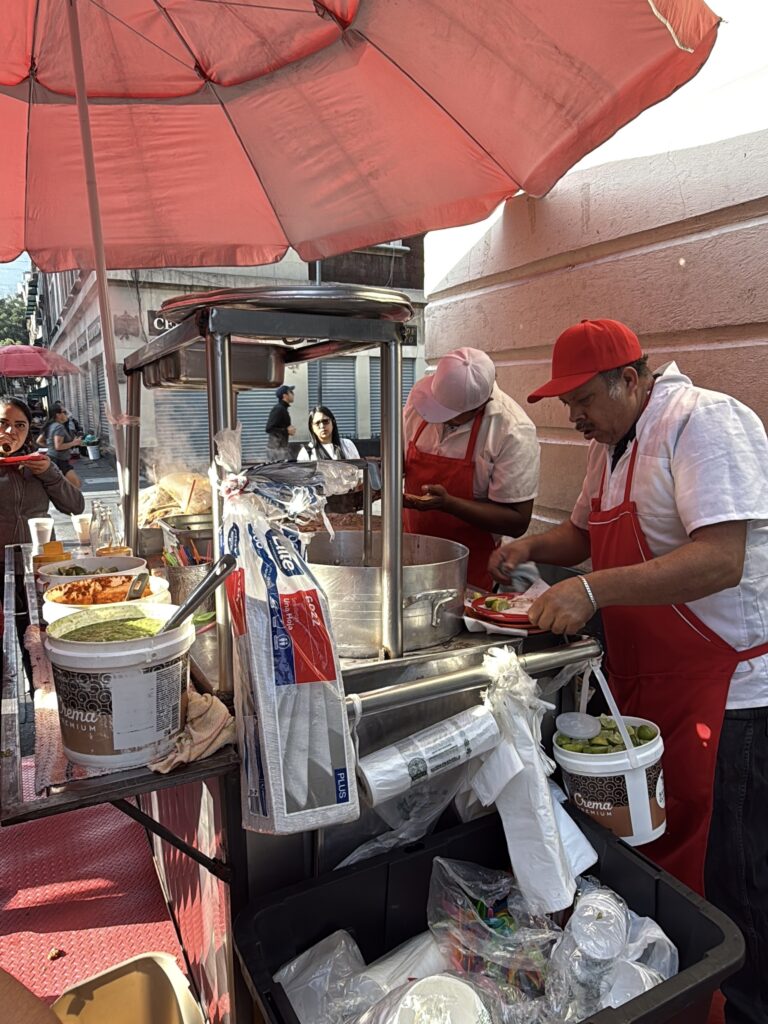 Walking around Cuauhtémoc Centro of Mexico City, Mexico, eating the best street tacos