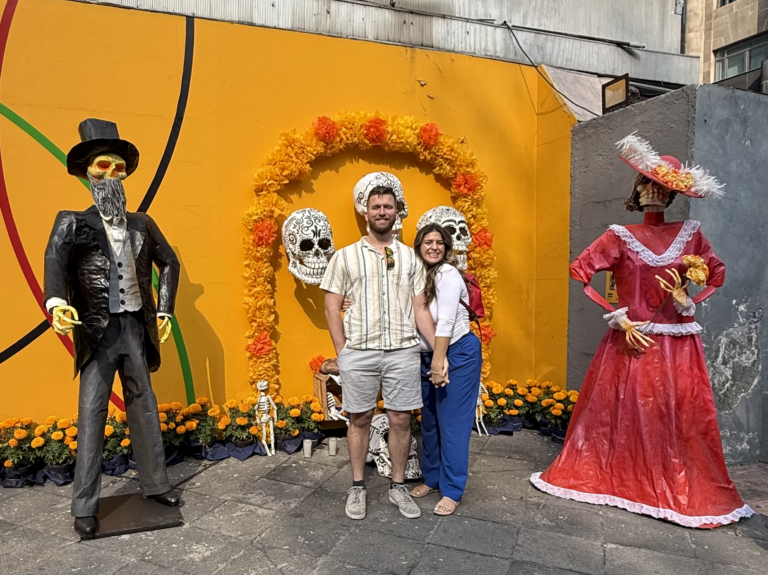 Walking around Cuauhtémoc Centro of Mexico City, Mexico